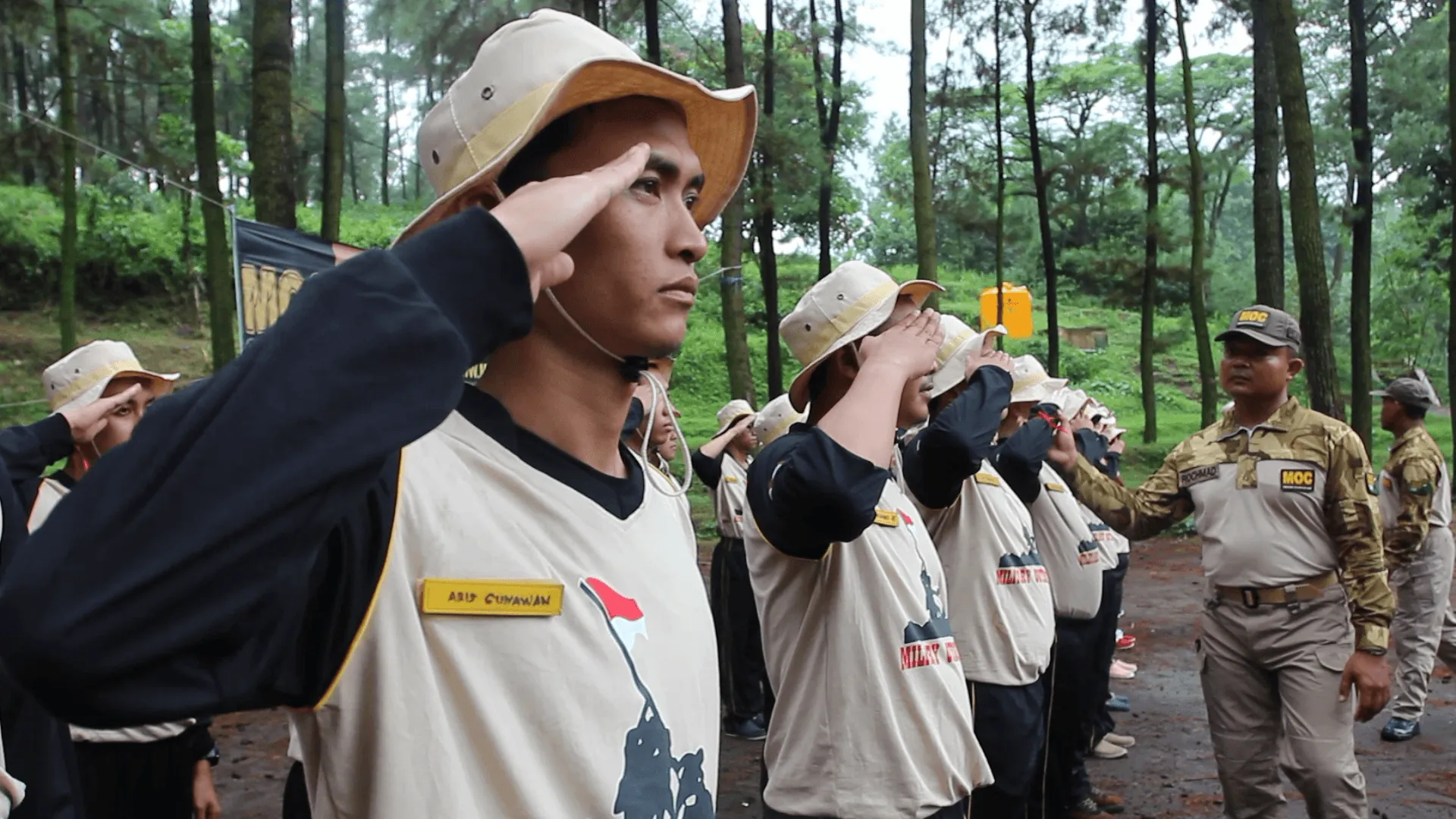 Peserta MOC dalam upacara